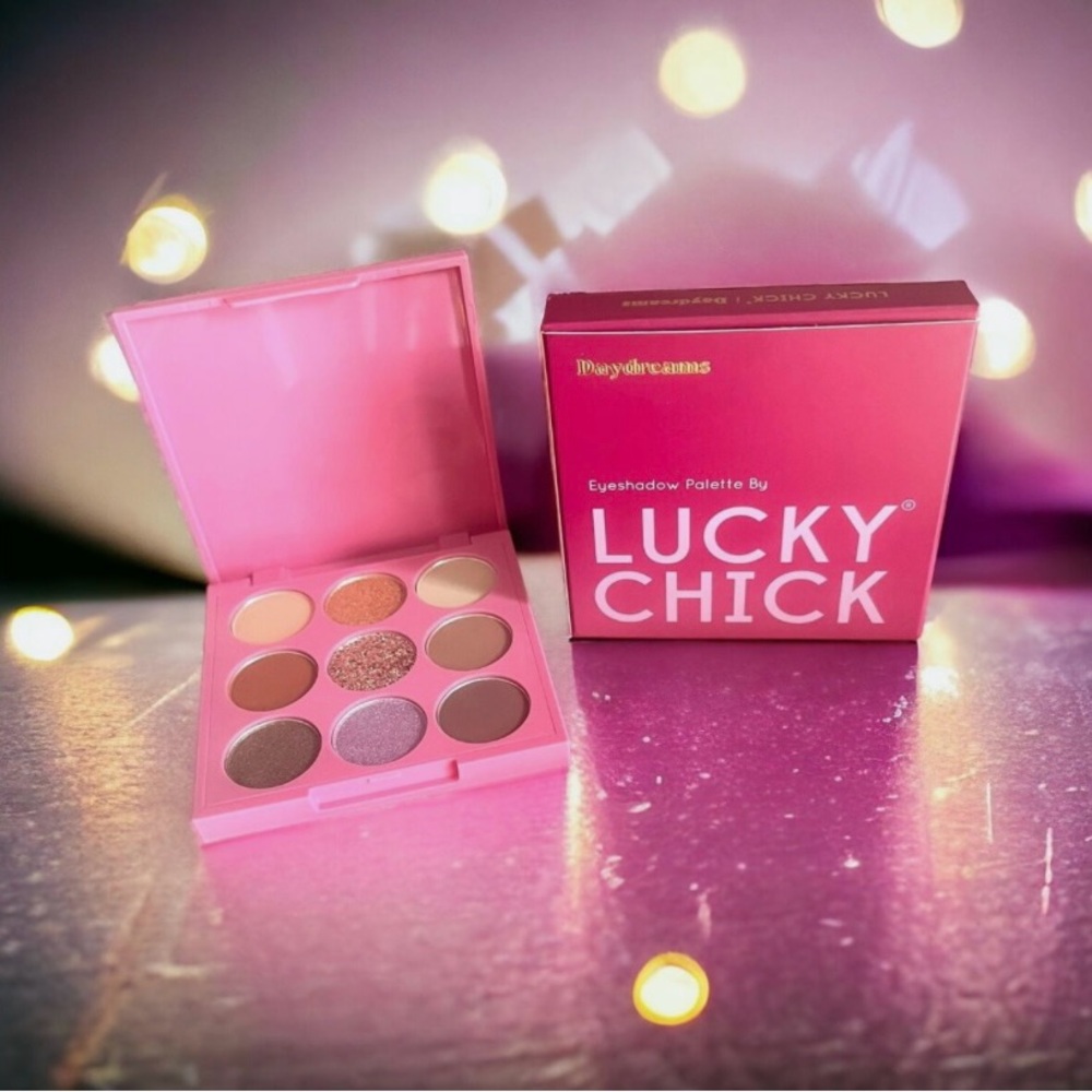 Lucky chick eyeshadow palette in daydreams